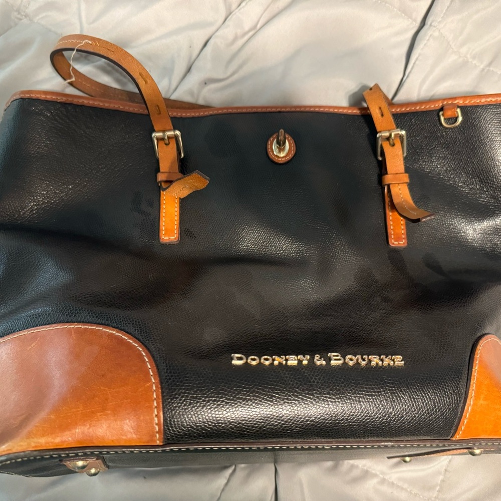 Dooney and Bourke purse